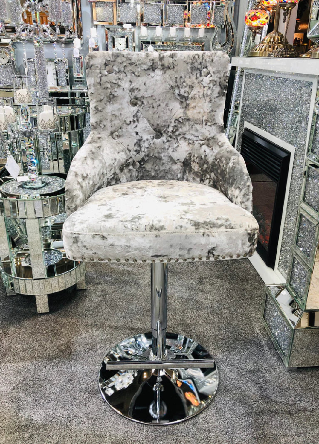 MAJESTIC BAR STOOL
